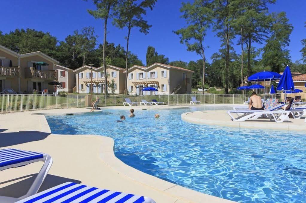 ברבסטה Vacanceole - Le Domaine Du Golf D'Albret מראה חיצוני תמונה